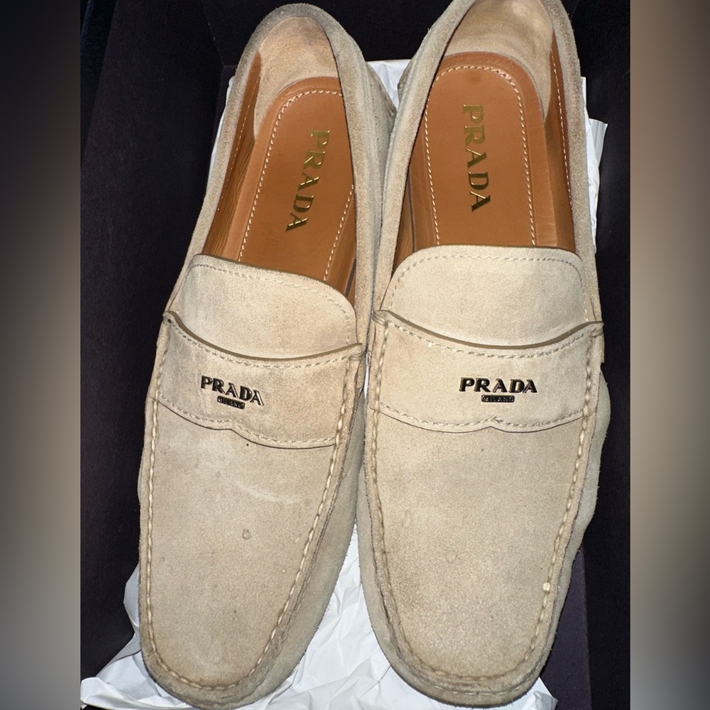 Men’s Prada Loafers Size-8.5 Biege